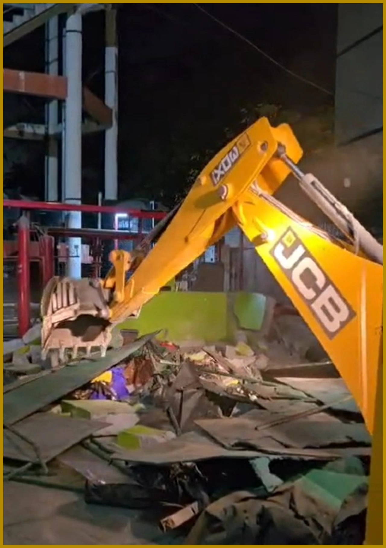 Illegal Structure Demolished Near Clock Tower in Dehradun