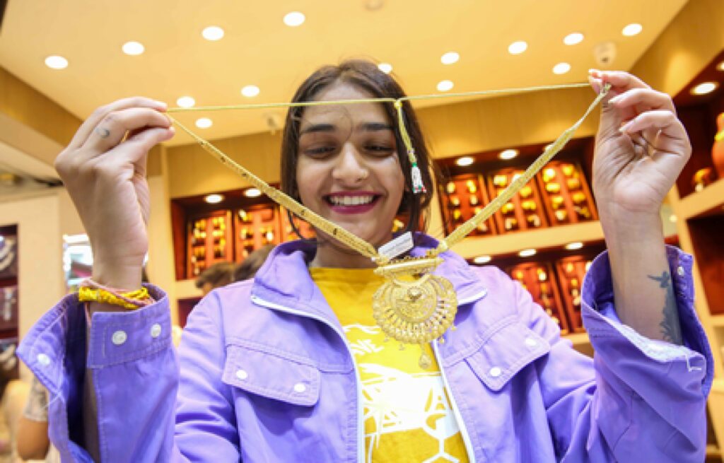 Gold and Silver Prices Surge Ahead of US Fed Meeting