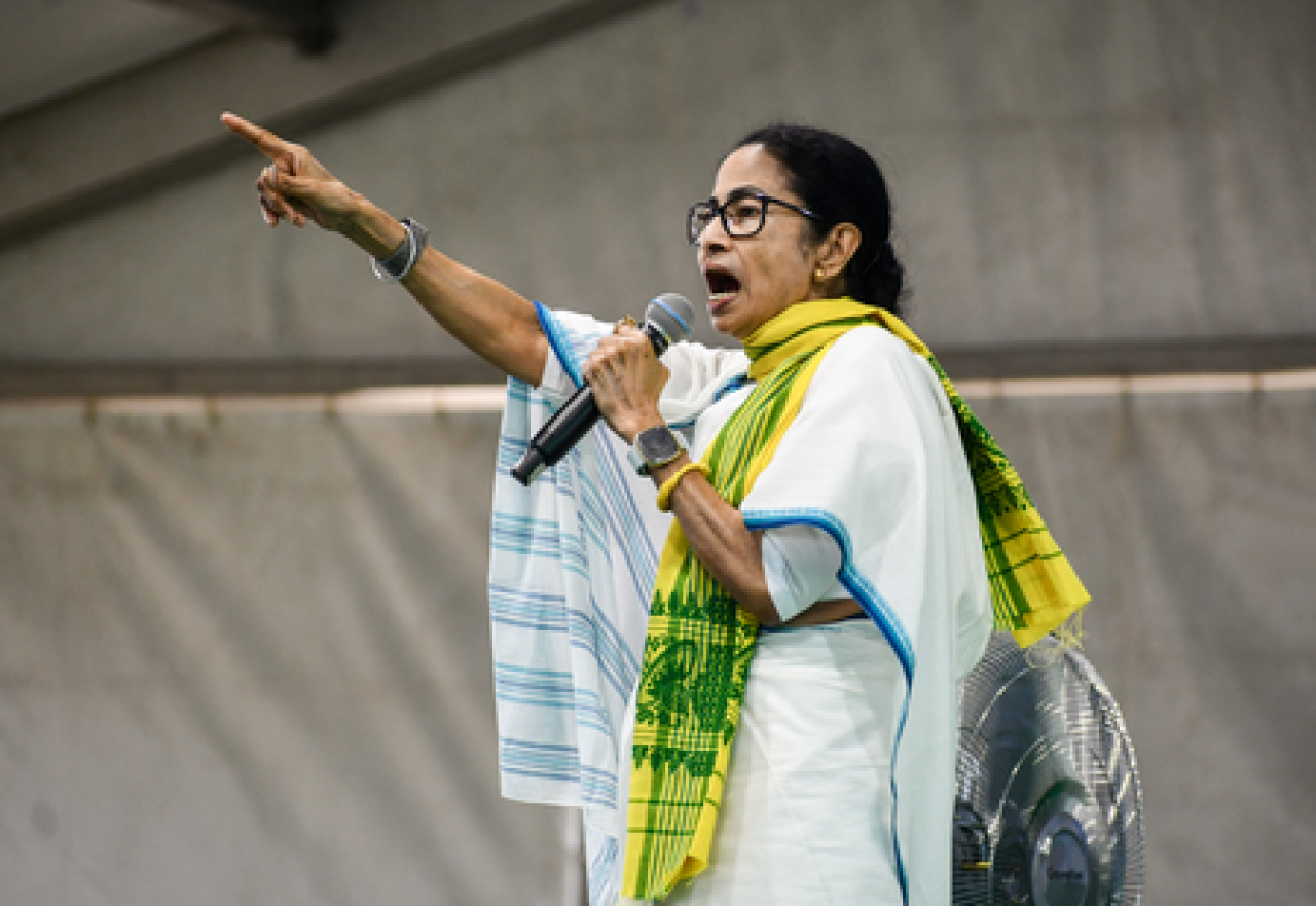 Mamata Banerjee Targets CAPF After Election Commission in West Bengal Mamata Banerjee Targets CAPF After Election Commission in West Bengal