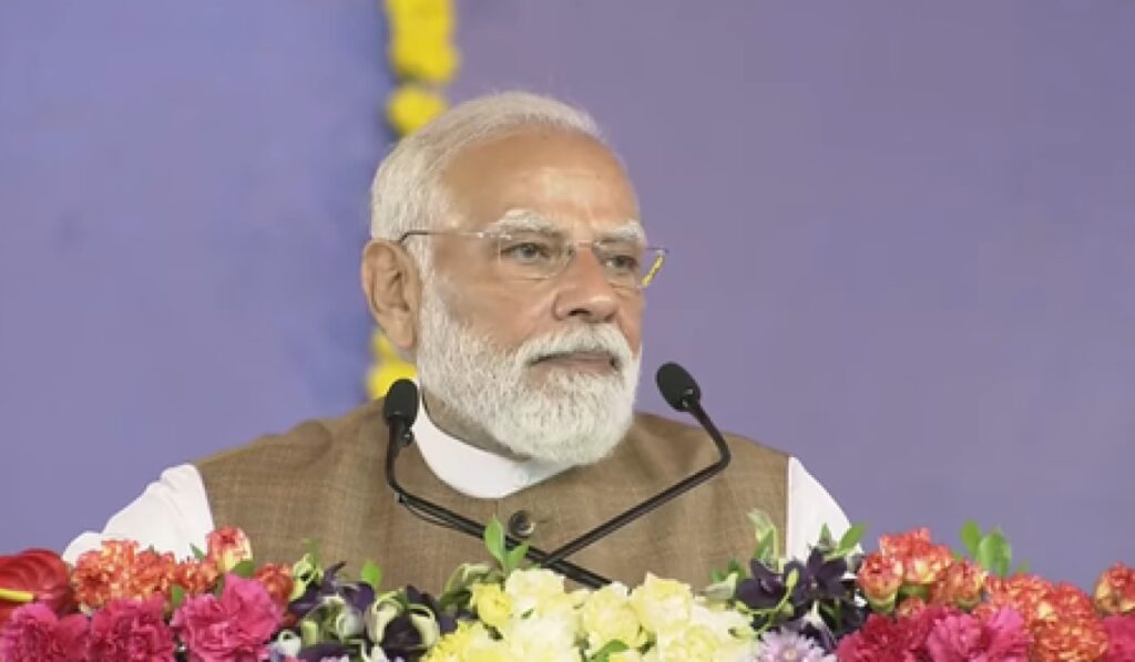 PM Modi Launches ₹20,000 Crore Projects in Gujarat