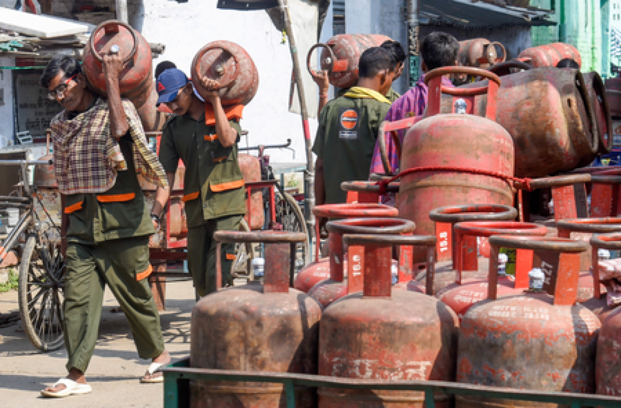 Government Ensures Steady Fuel Supply Amidst Tensions
