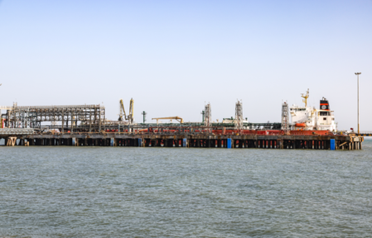 Indian LPG Ship Successfully Crosses Strait of Hormuz