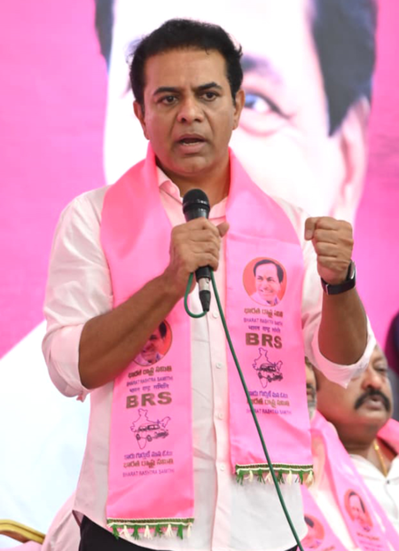 KTR Comments on Sister Kavithas New Party Formation