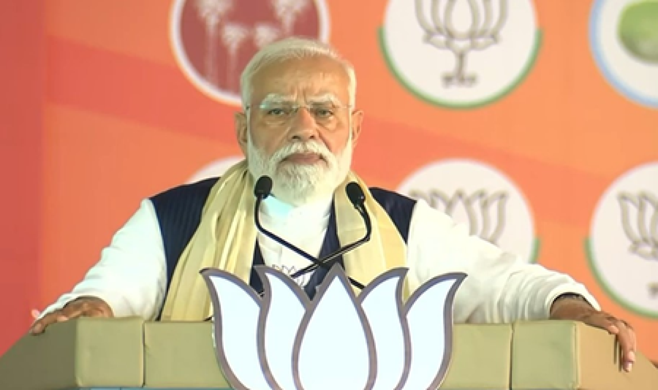 PM Modi Slams Congress Over False Narratives on Films