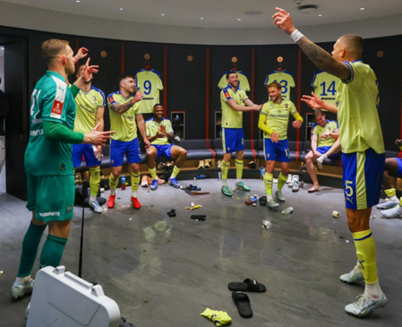 Southampton Stuns Arsenal 2-1 to Reach FA Cup Semifinals