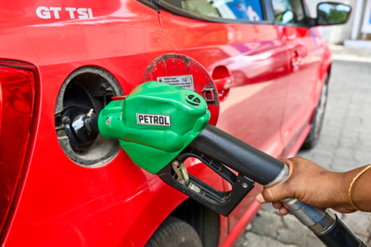 Fuel Prices in India Among Lowest Despite Global Surge