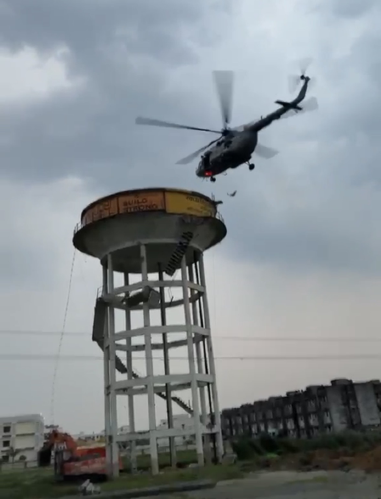 IAF Rescues Children Trapped on Water Tank