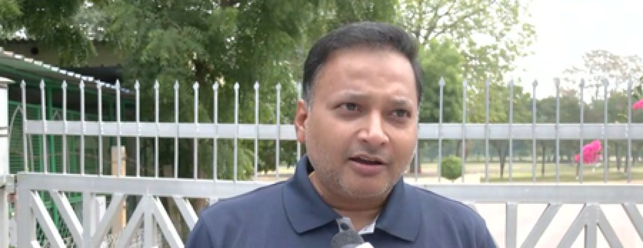 SP Criticizes Kerala Governor Over Vande Mataram Controversy