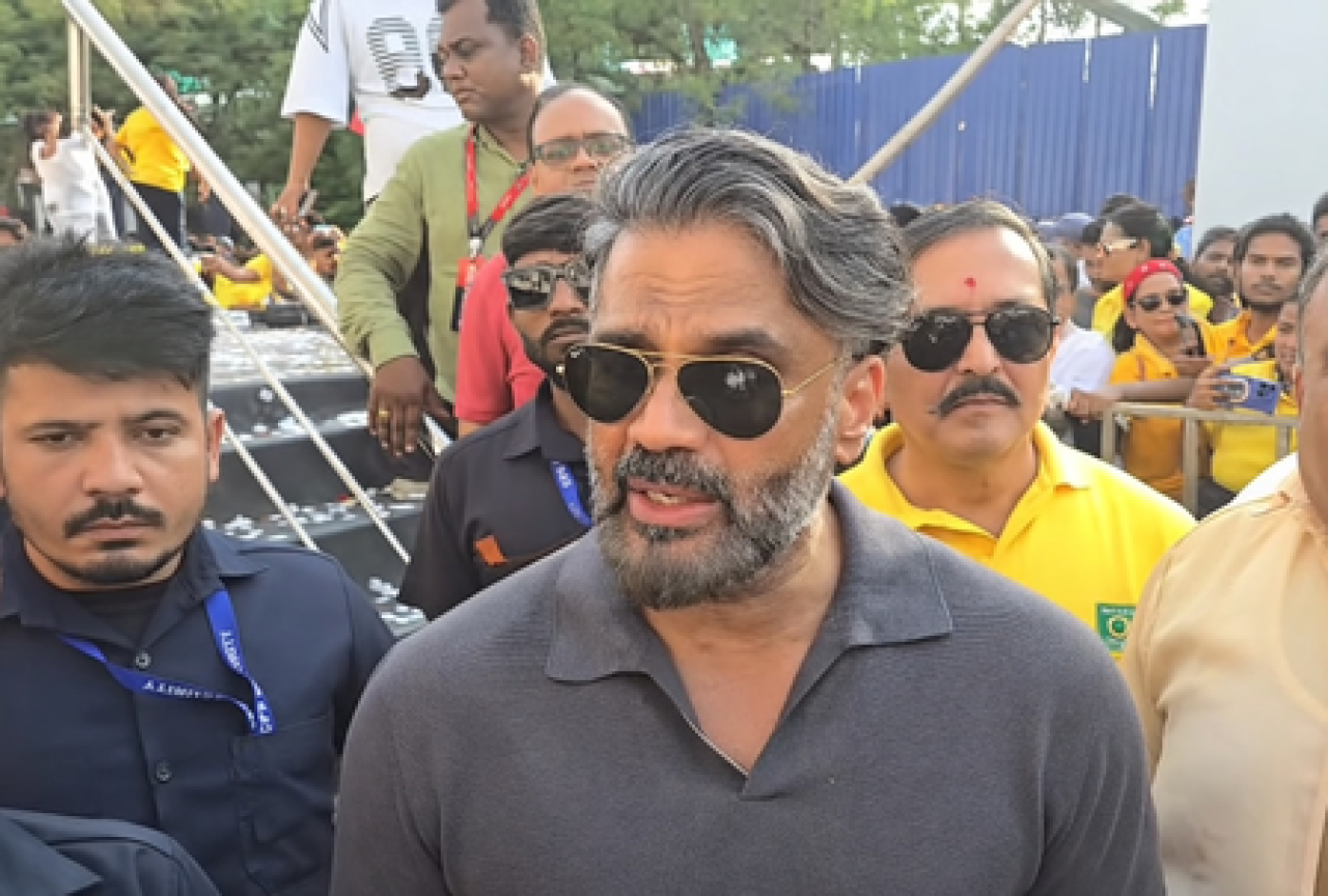 Suniel Shetty Advocates Sports for Youth at Khasdar Sports Festival