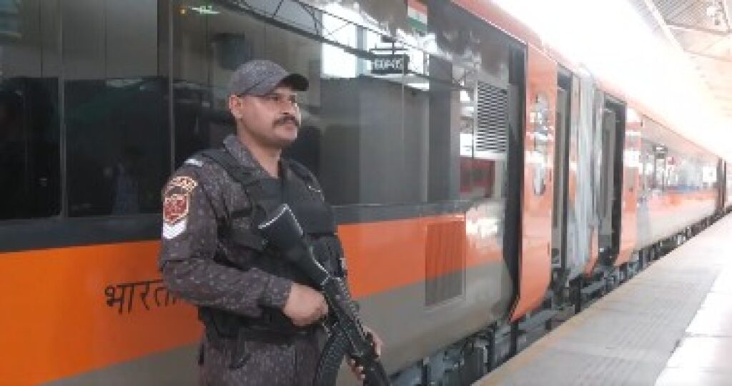 Vande Bharat Express Launches Between Srinagar and Jammu, Passengers Praise Comfort