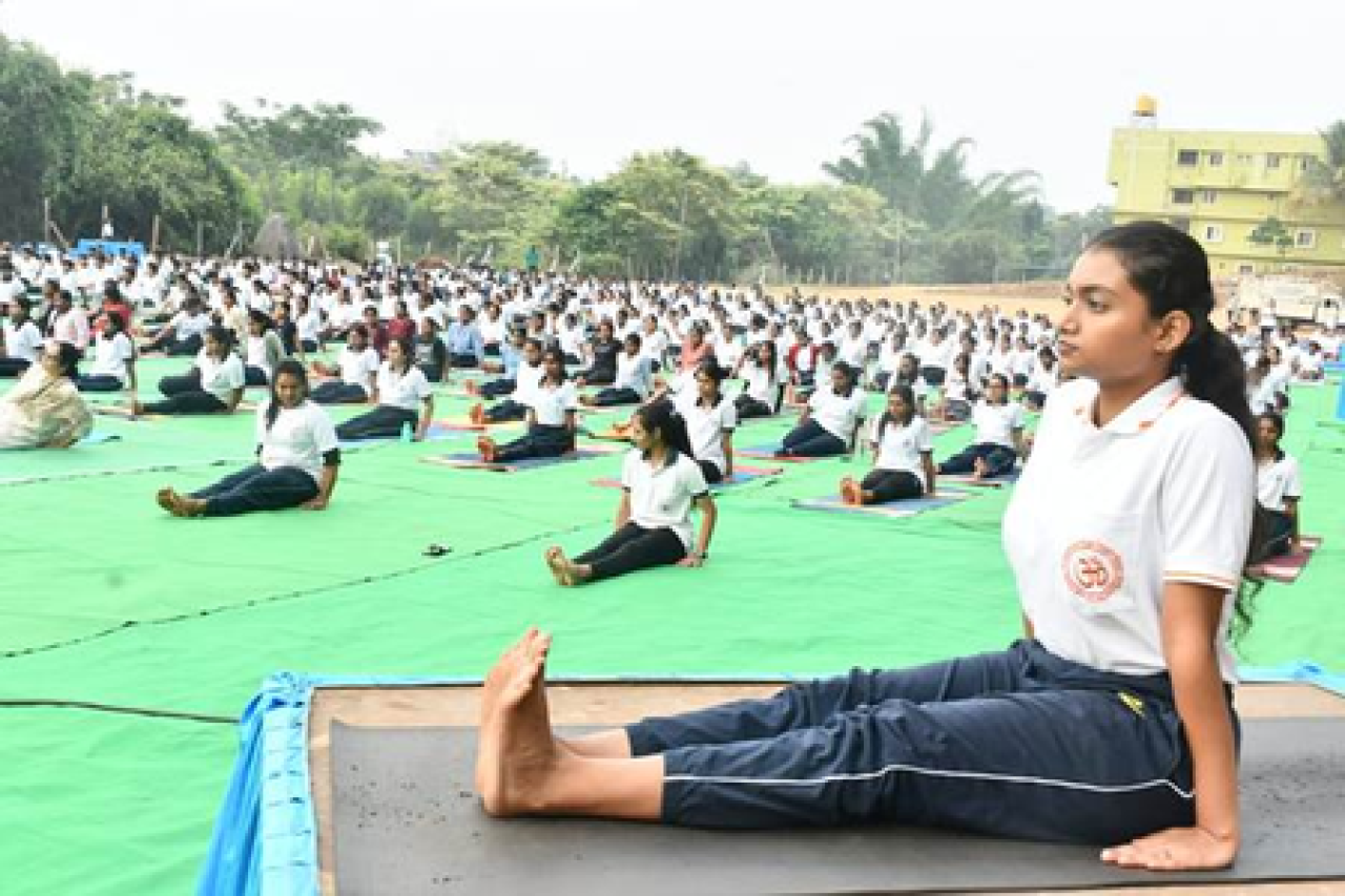 Yoga Program Marks 100-Day Countdown to International Yoga Day