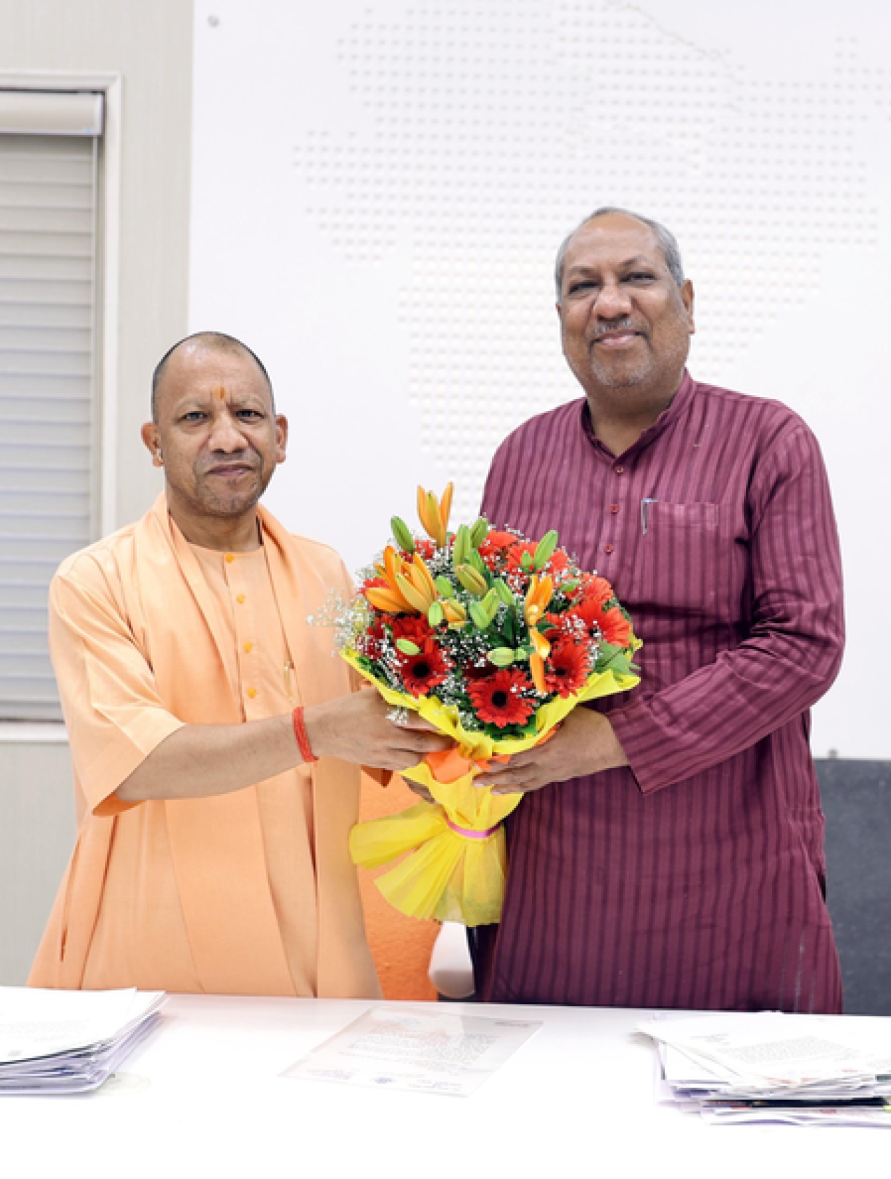BJP Leaders Extend Birthday Wishes to Minister Sanjay Nishad BJP Leaders Extend Birthday Wishes to Minister Sanjay Nishad