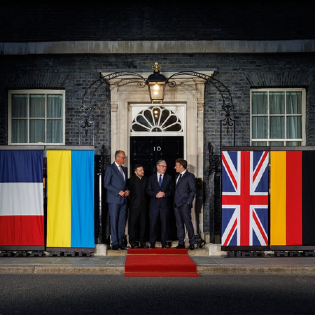 Efforts Intensify to Halt Ukraine-Russia War, UK, France, and Germany Support Direct Talks