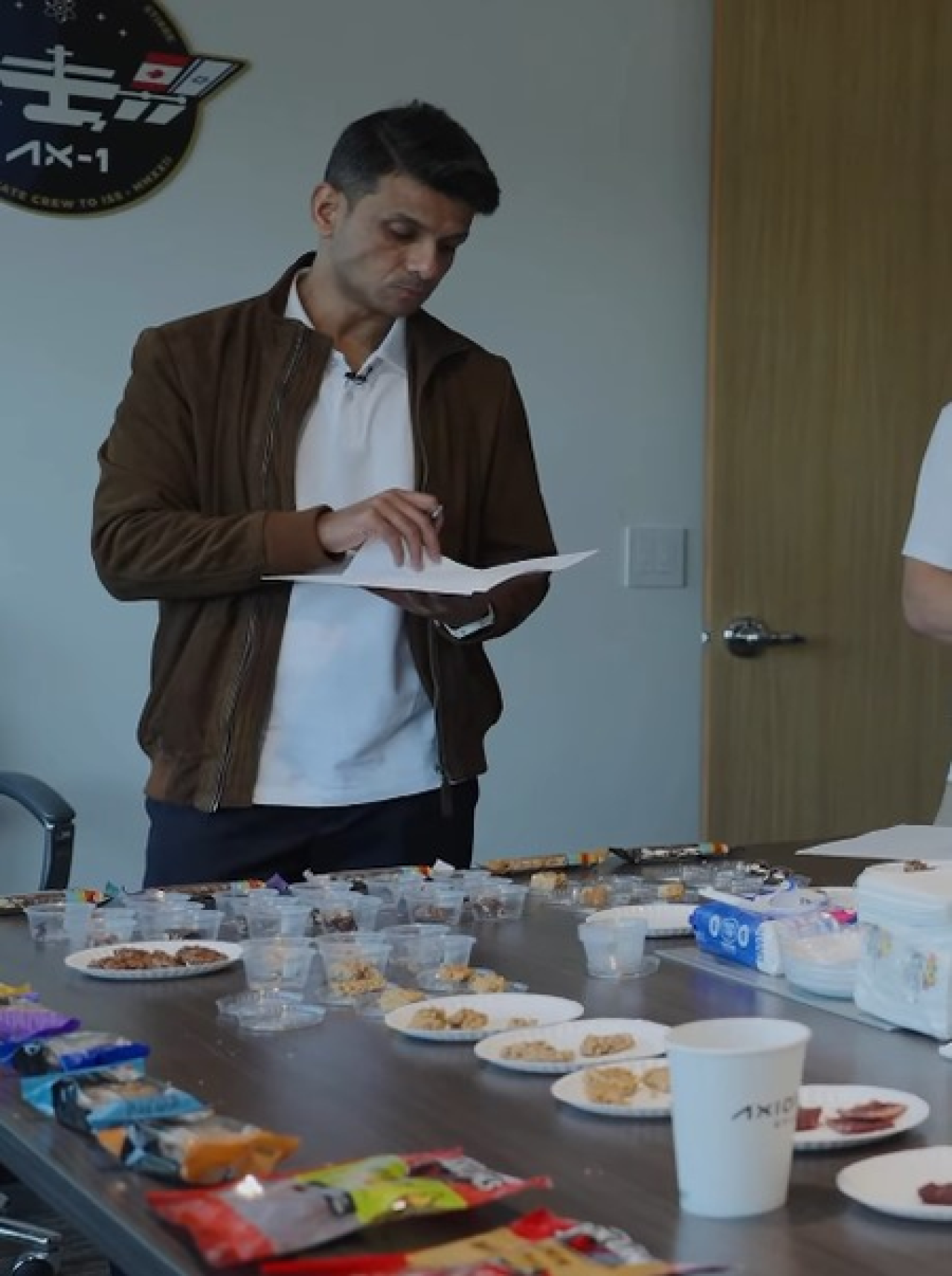 How Space Mission Menus Are Decided: Astronauts’ Pre-Launch Lunch Explained How Space Mission Menus Are Decided: Astronauts’ Pre-Launch Lunch Explained