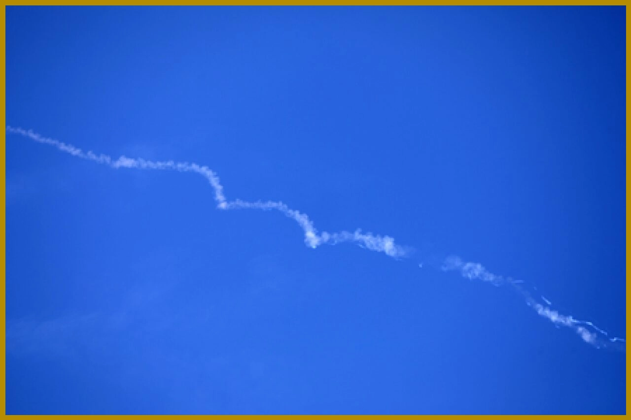 Missile Intercepted Over Medina, Houthi Spokesperson Denies Attack Missile Intercepted Over Medina, Houthi Spokesperson Denies Attack